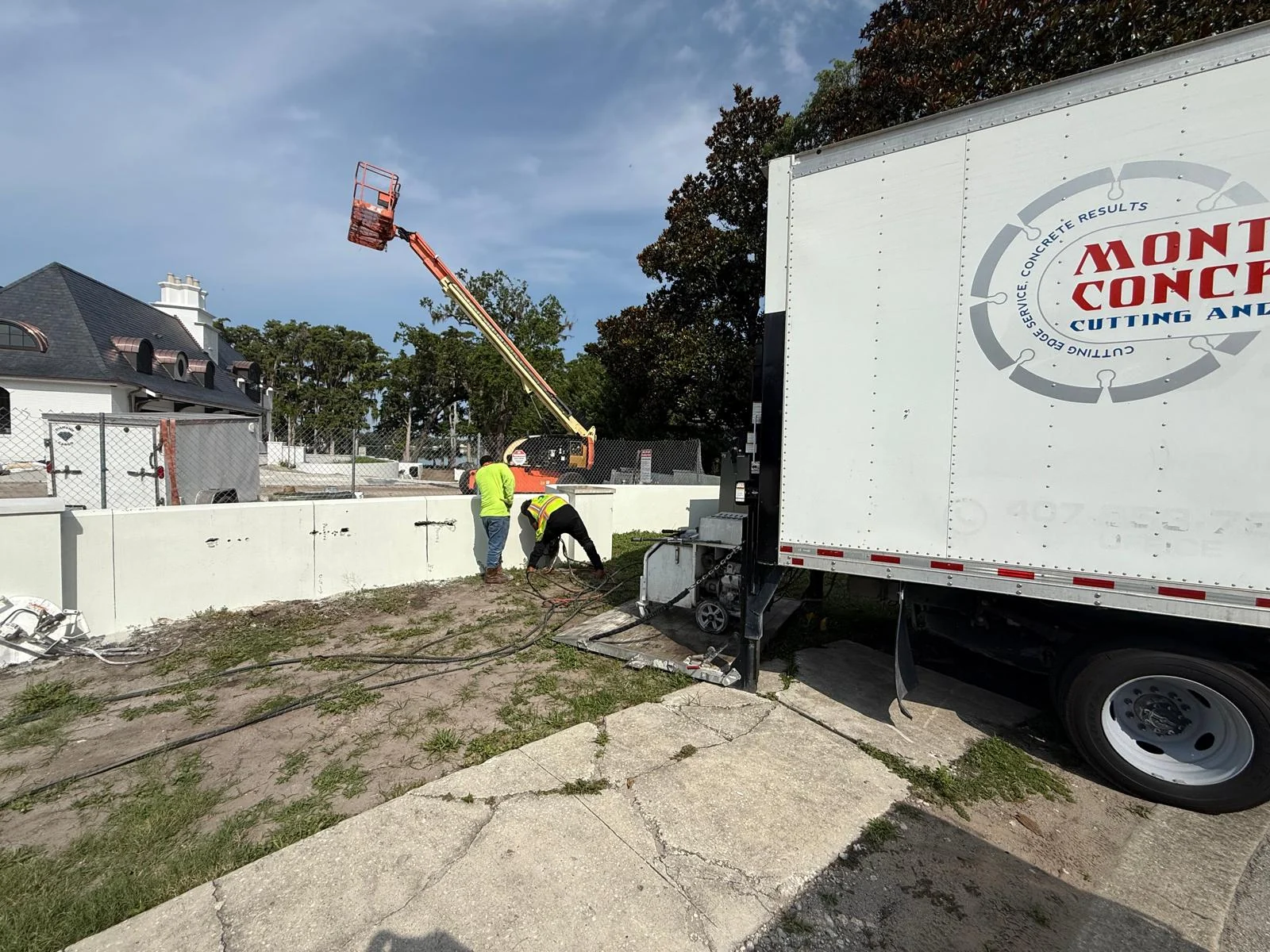 Industrial concrete cutting